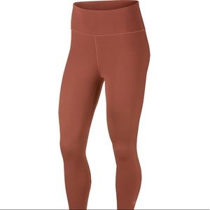 Nike Dri Fit Leggings in Dusty Peach